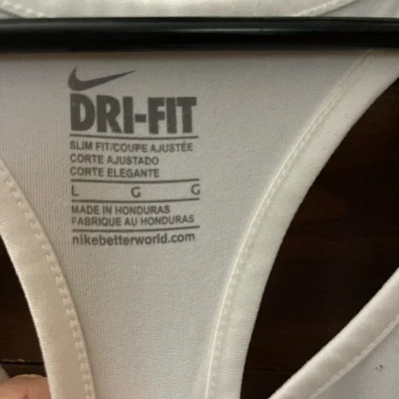 Nike tank top - Picture 3 of 3